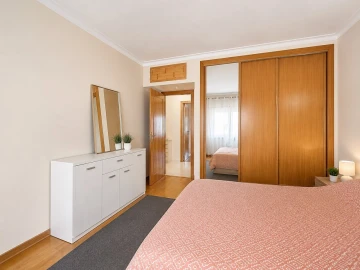 Apartamento T2 para Venda em Lagos (São Sebastião e Santa Maria)