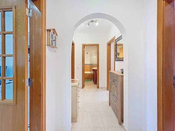 Apartamento T2 para Venda em Lagos (São Sebastião e Santa Maria) Foto 2