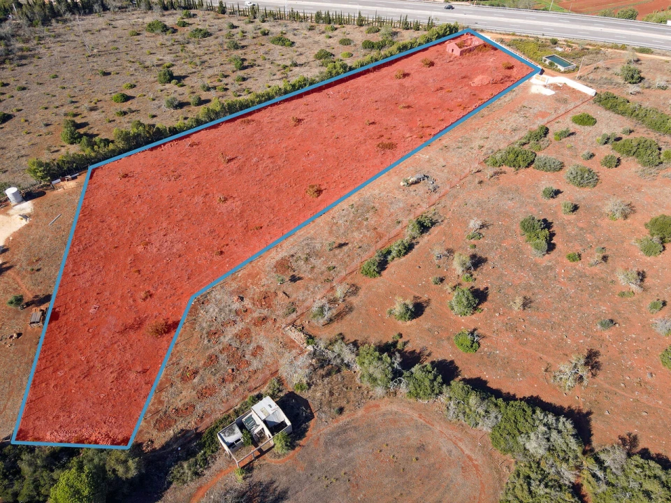 Terreno para Venda em Bensafrim e Barão de São João Foto 2