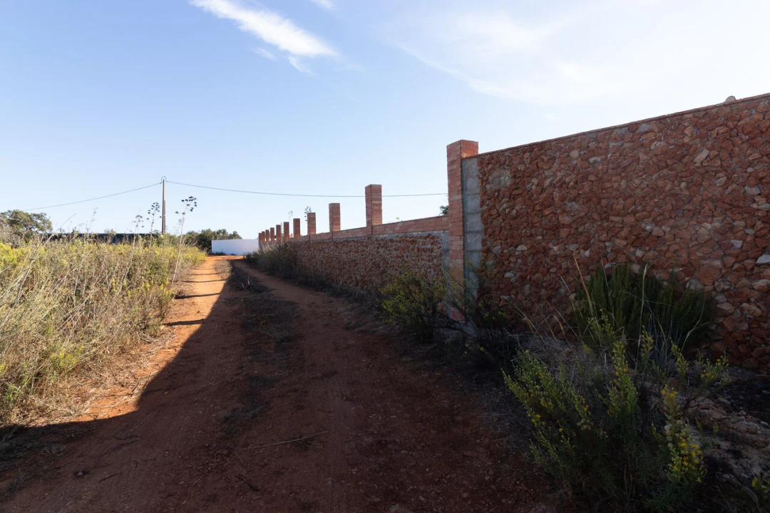 Terreno para Venda em Bensafrim e Barão de São João Foto 15