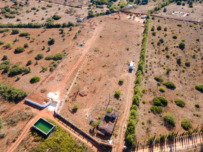 Terreno para Venda em Bensafrim e Barão de São João Foto 1