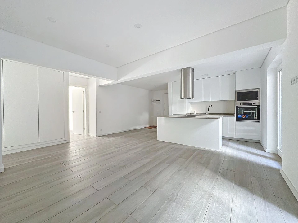 Apartamento T3 para Venda em Portimão Foto 2