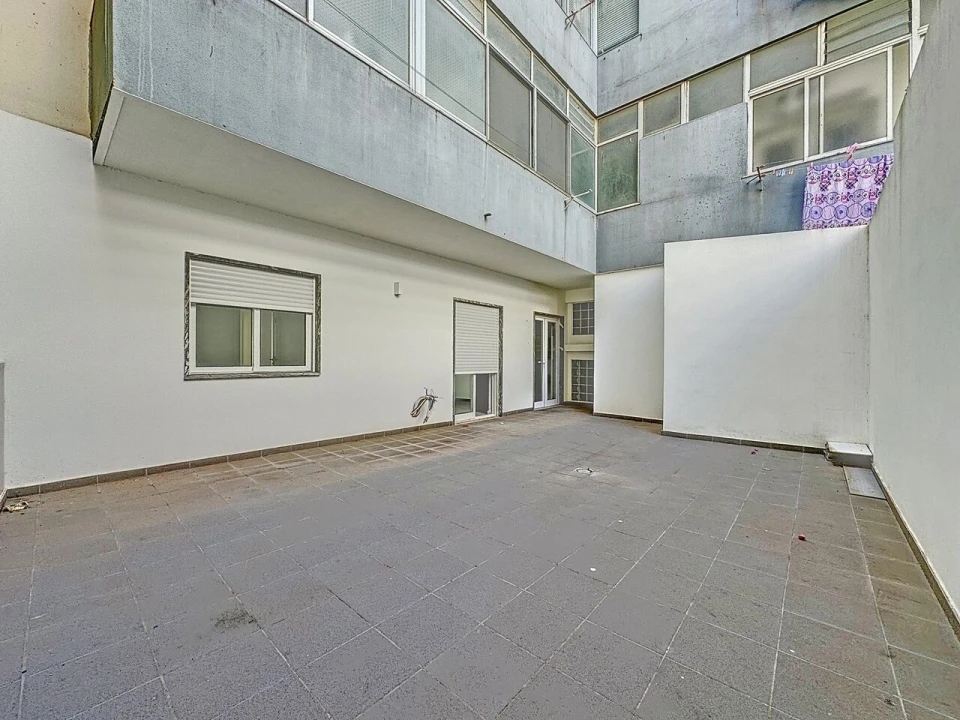 Apartamento T3 para Venda em Portimão Foto 7