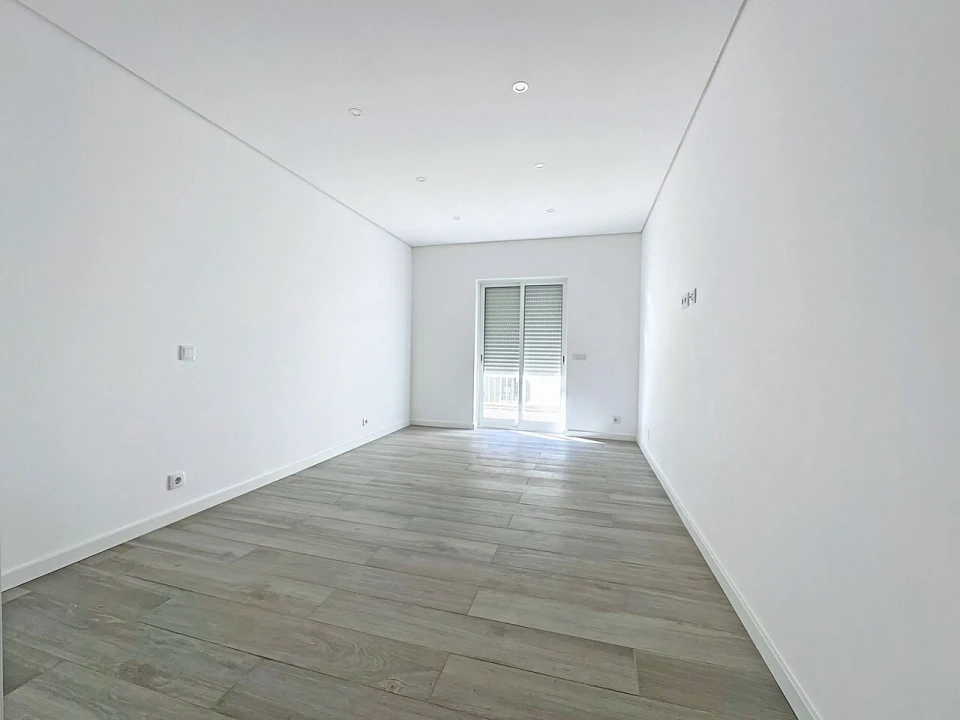 Apartamento T3 para Venda em Portimão Foto 8