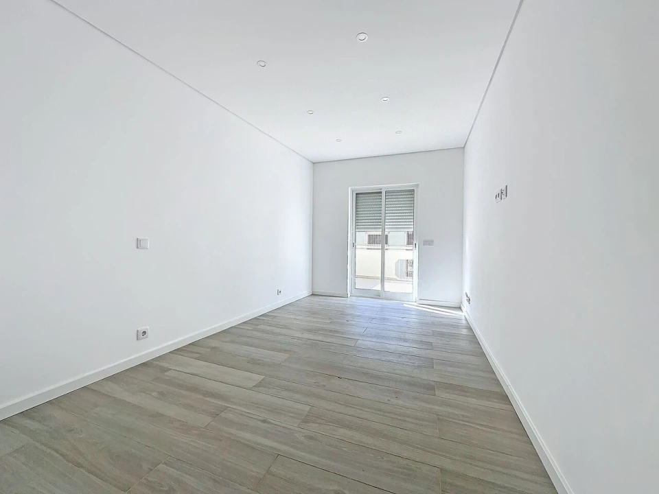 Apartamento T3 para Venda em Portimão Foto 16