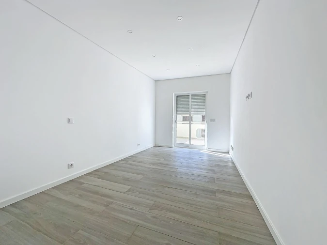 Apartamento T3 para Venda em Portimão Foto 16