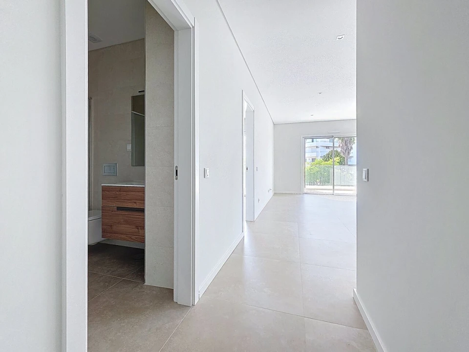 Apartamento T2 para Venda em Portimão Foto 5