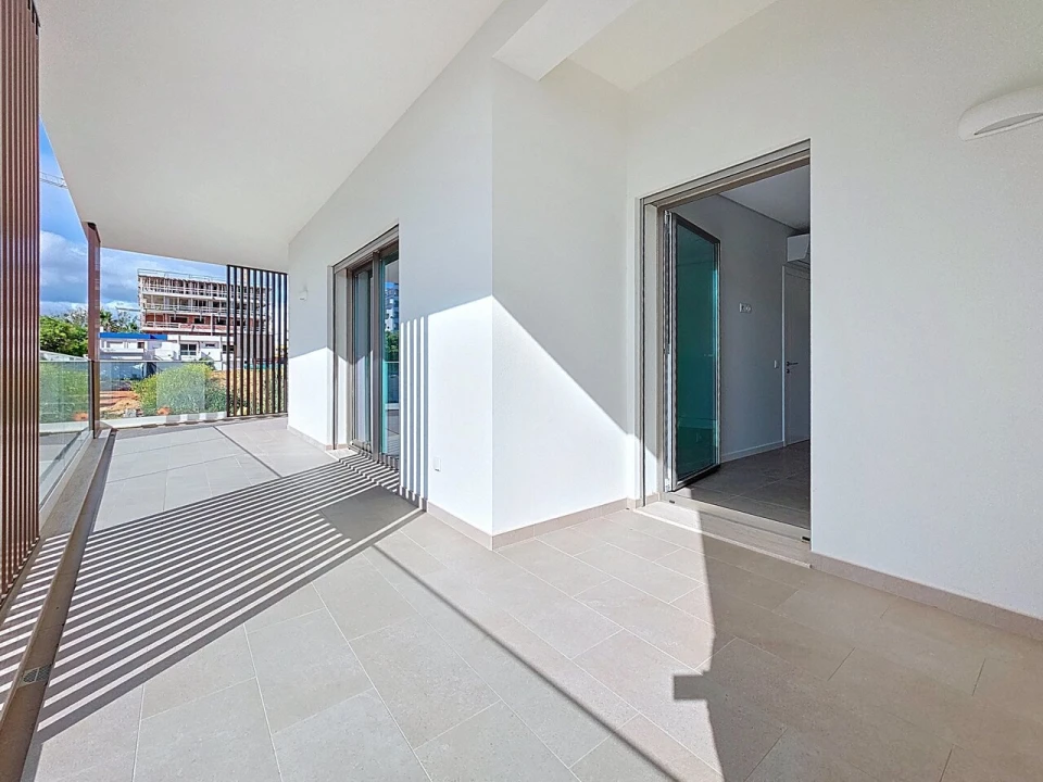 Apartamento T2 para Venda em Portimão Foto 21