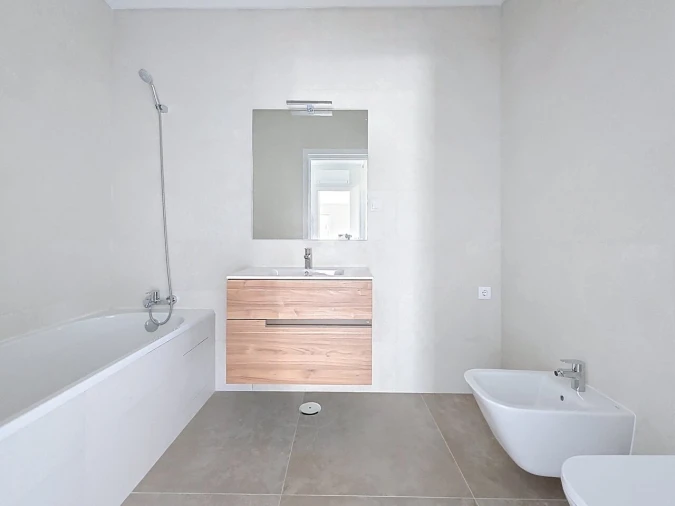 Apartamento T2 para Venda em Portimão Foto 12