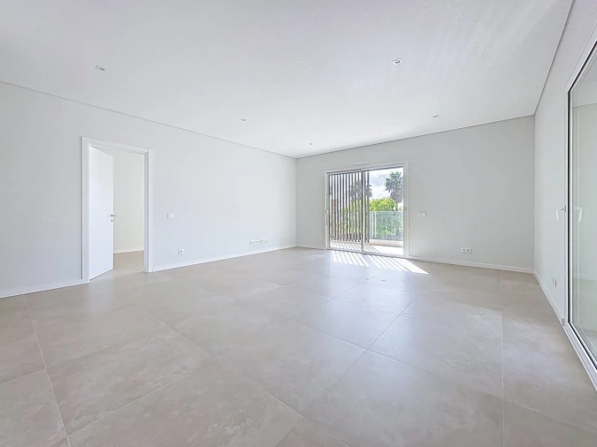 Apartamento T2 para Venda em Portimão Foto 17