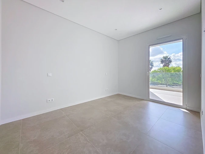 Apartamento T2 para Venda em Portimão Foto 18