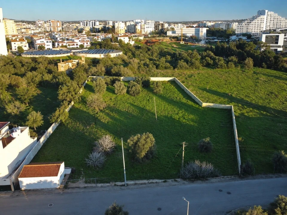 Terreno para Venda em Portimão Foto 2