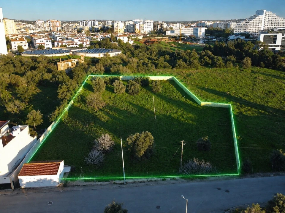 Terreno para Venda em Portimão Foto 3