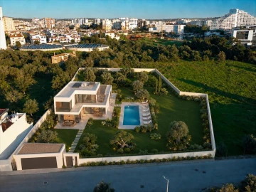 Terreno para Venda em Portimão