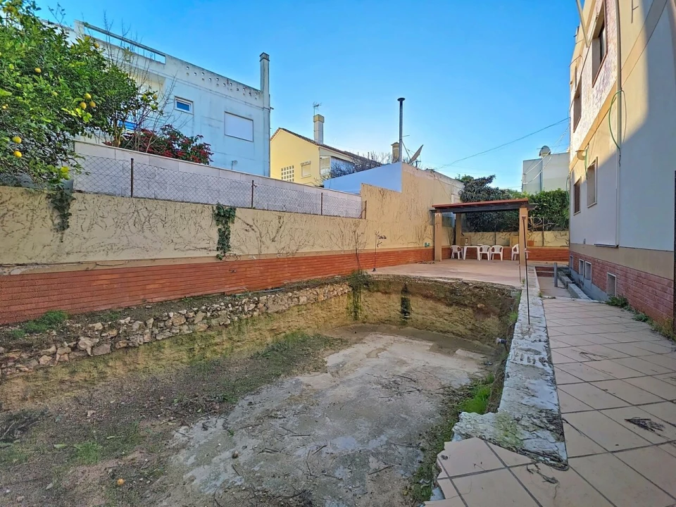 Moradia T11 para Venda em Portimão Foto 30