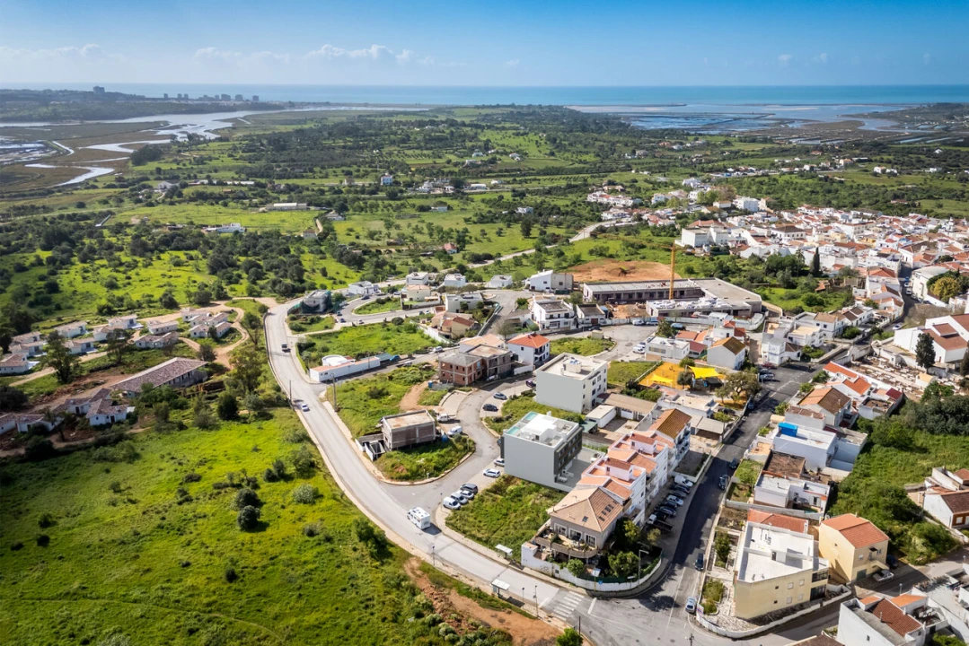 Apartamento T2 para Venda em Mexilhoeira Grande Foto 6