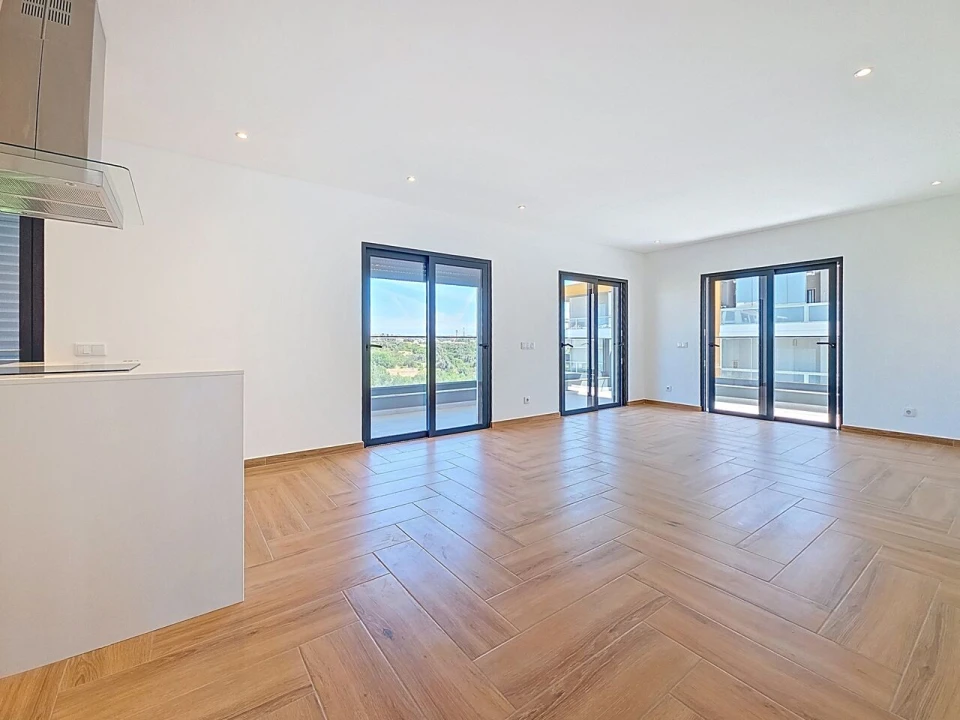 Apartamento T3 para Venda em Portimão Foto 5