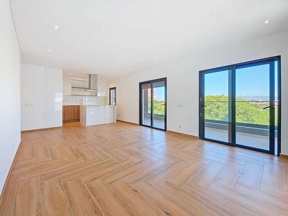 Apartamento T3 para Venda em Portimão Foto 6