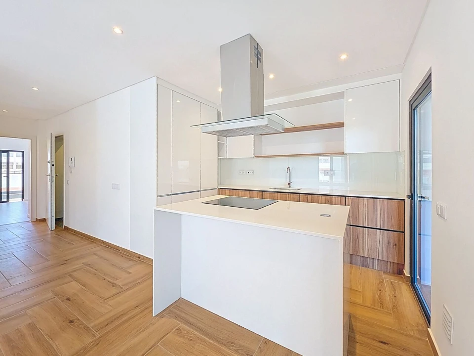 Apartamento T3 para Venda em Portimão Foto 8