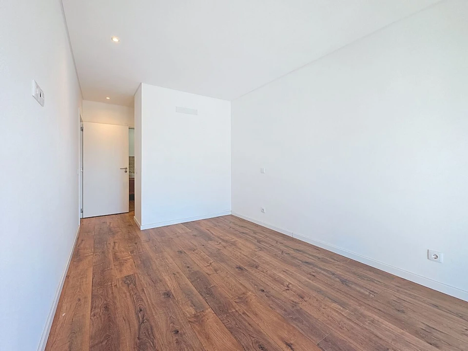 Apartamento T3 para Venda em Portimão Foto 23