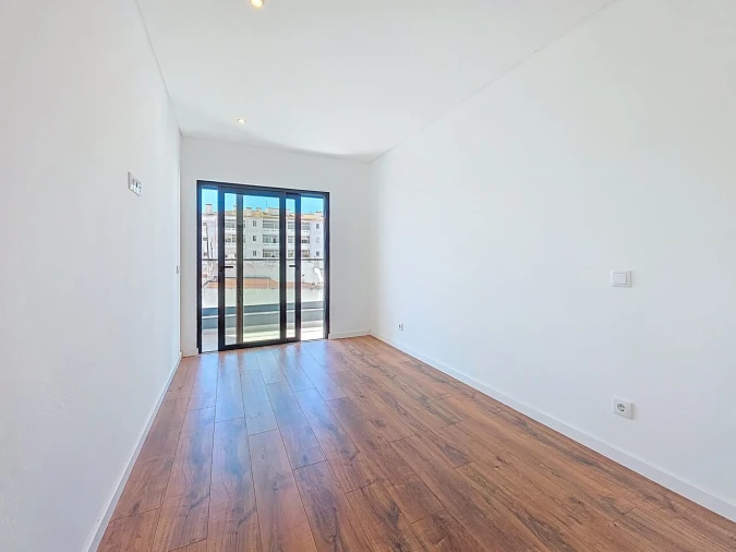 Apartamento T3 para Venda em Portimão Foto 14