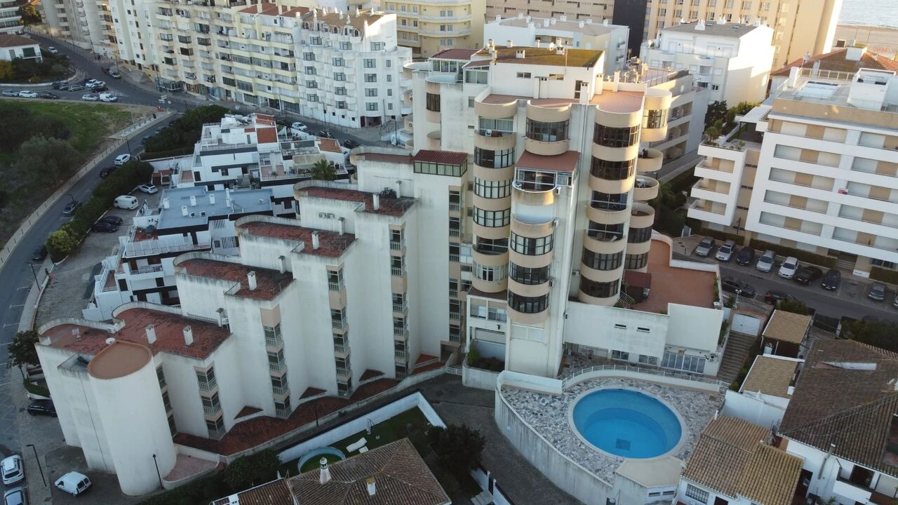 Apartamento T2 para Venda em Portimão Foto 30