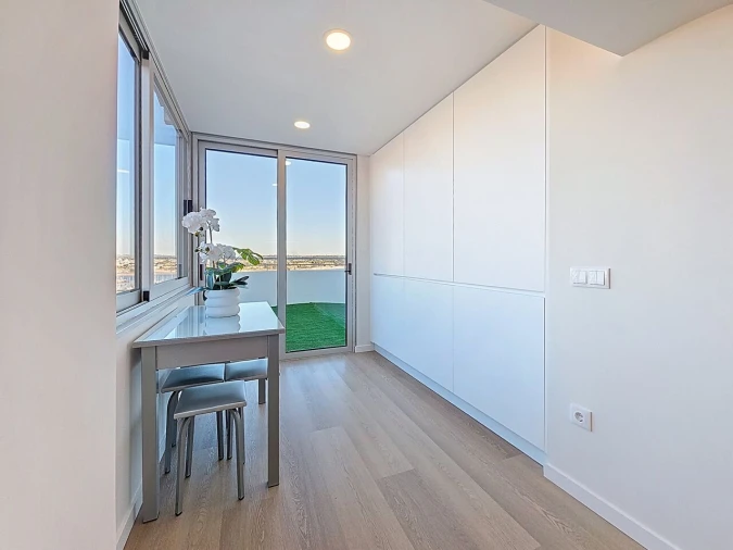 Apartamento T2 para Venda em Portimão Foto 8