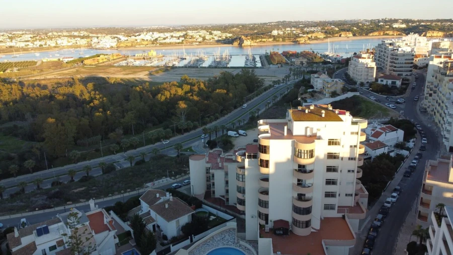 Apartamento T2 para Venda em Portimão Foto 28