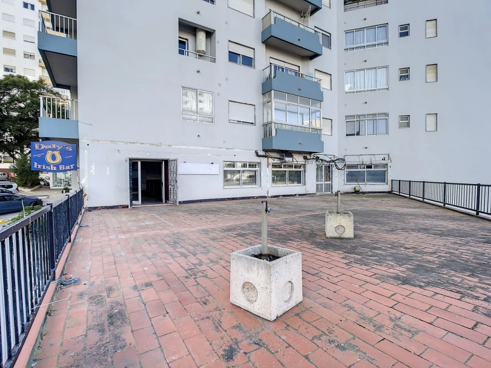Loja para Arrendamento em Portimão Foto 14