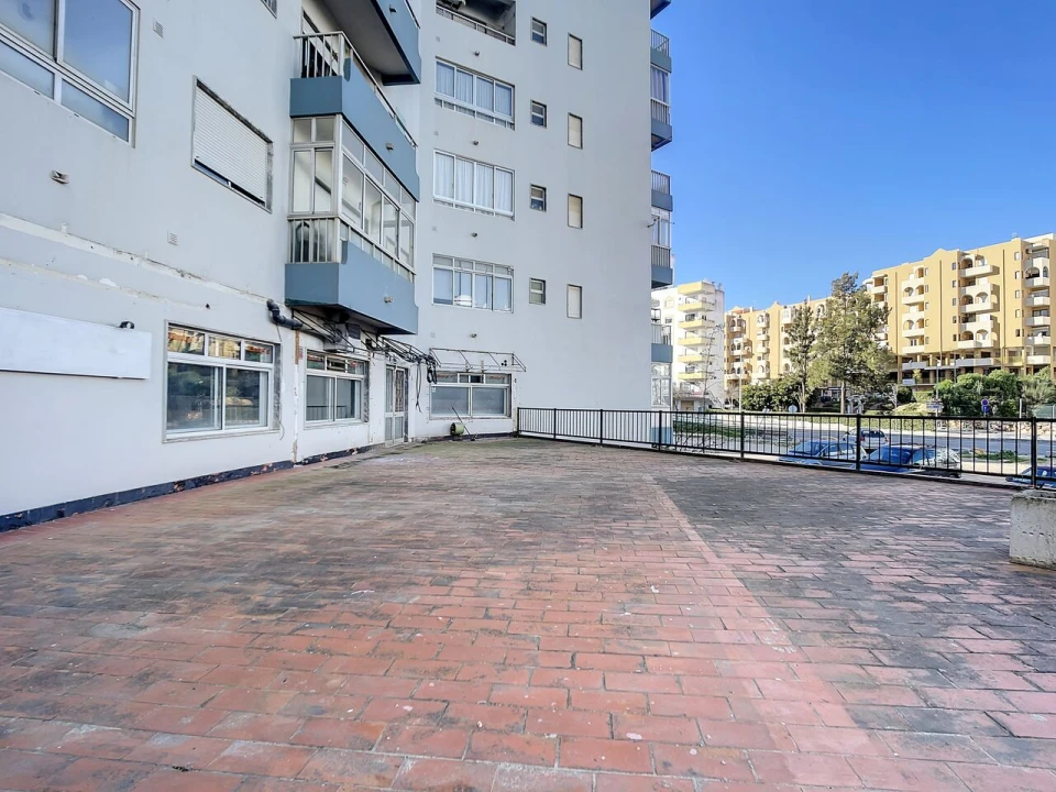 Loja para Arrendamento em Portimão Foto 15