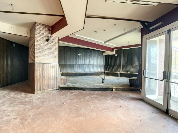 Loja para Arrendamento em Portimão Foto 18