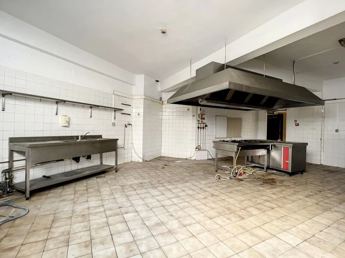 Loja para Arrendamento em Portimão Foto 22