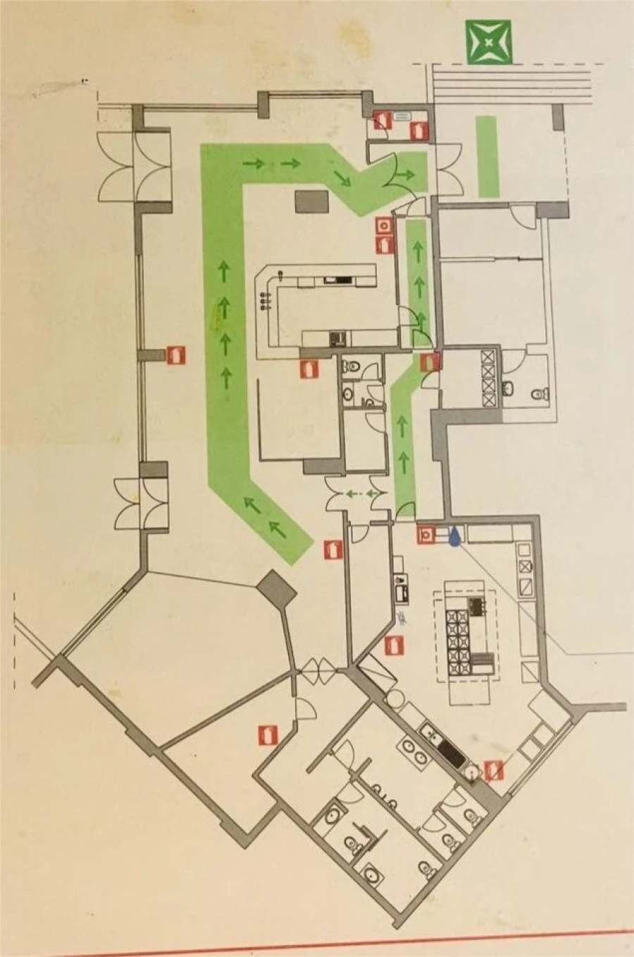 Loja para Arrendamento em Portimão Foto 30