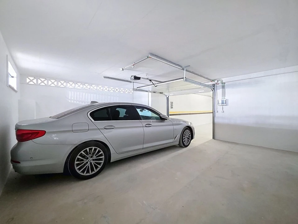 Garagem para Venda em Alvor Foto 15