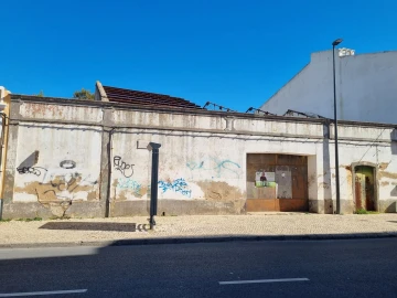 Terreno para Venda em Portimão