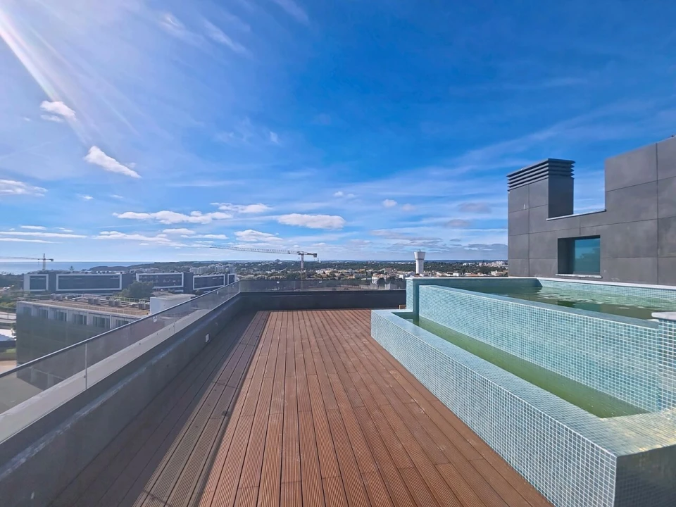 Apartamento T3 para Venda em Portimão Foto 4