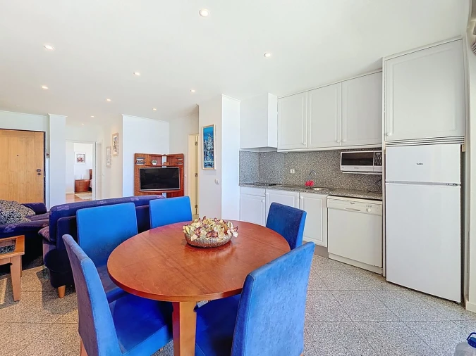 Apartamento T3 para Venda em Portimão Foto 3