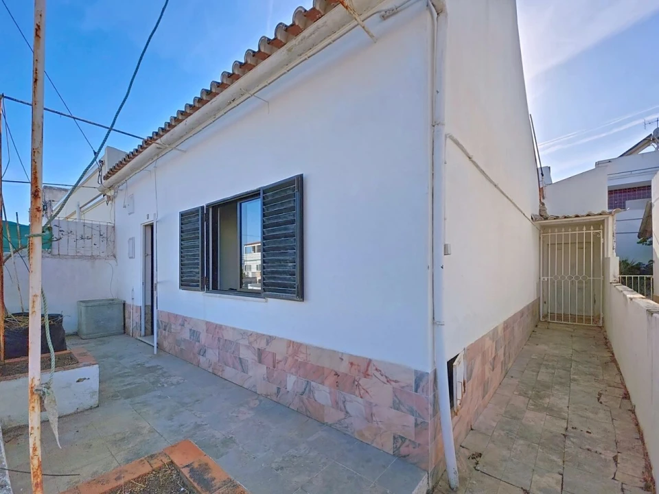 Moradia T3 para Venda em Mexilhoeira Grande Foto 1