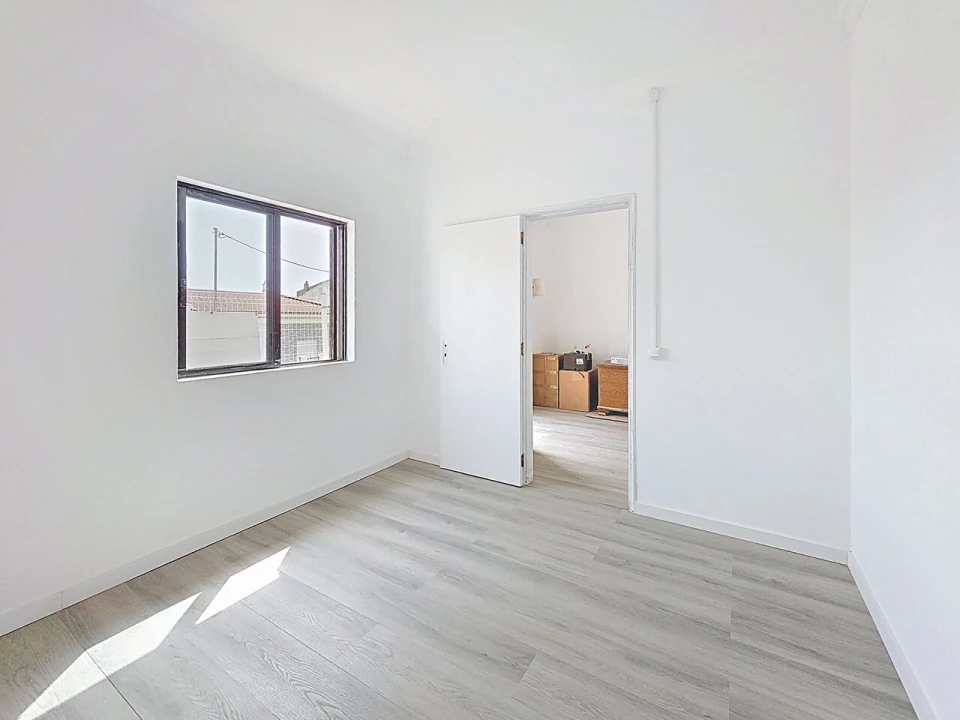 Moradia T3 para Venda em Mexilhoeira Grande Foto 14