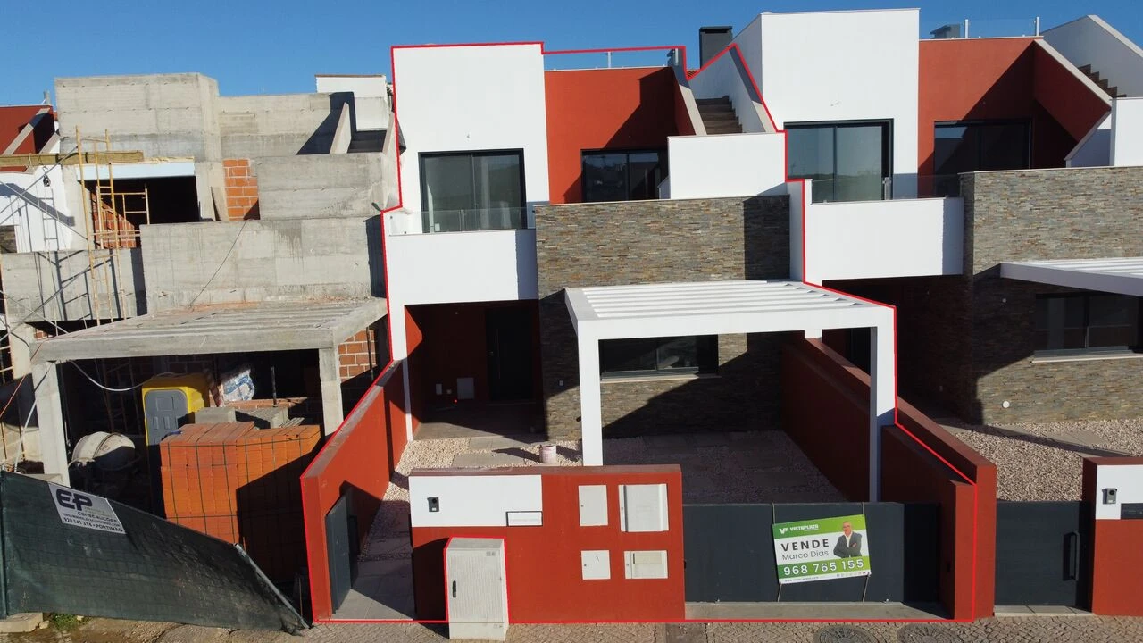 Moradia T3 para Venda em Portimão Foto 8