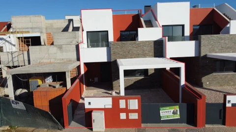 Moradia T3 para Venda em Portimão
