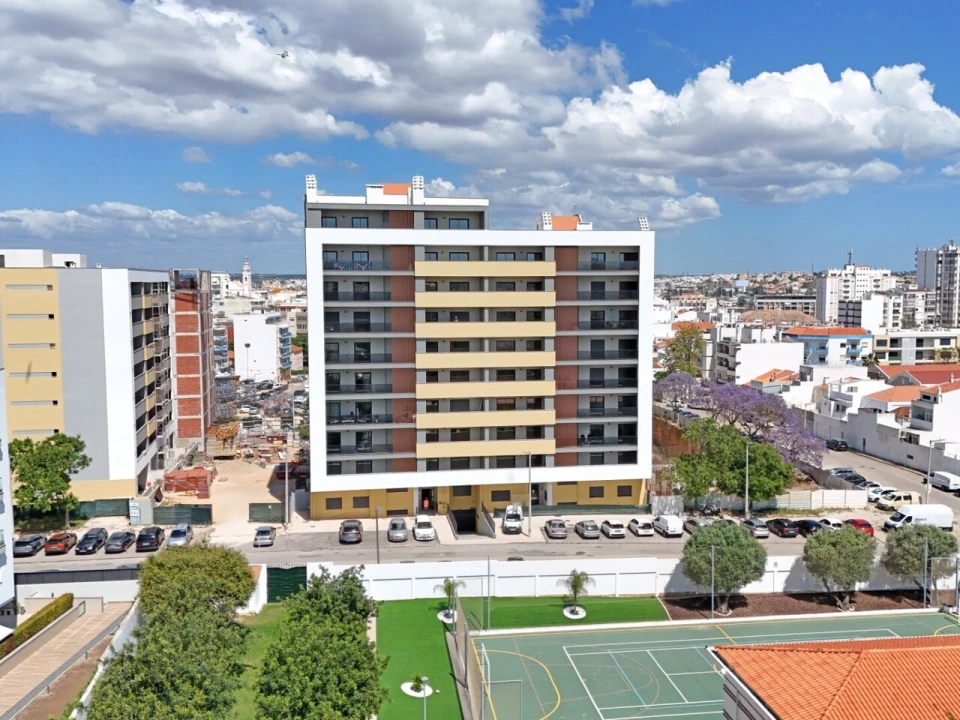 Apartamento T3 para Venda em Portimão Foto 3