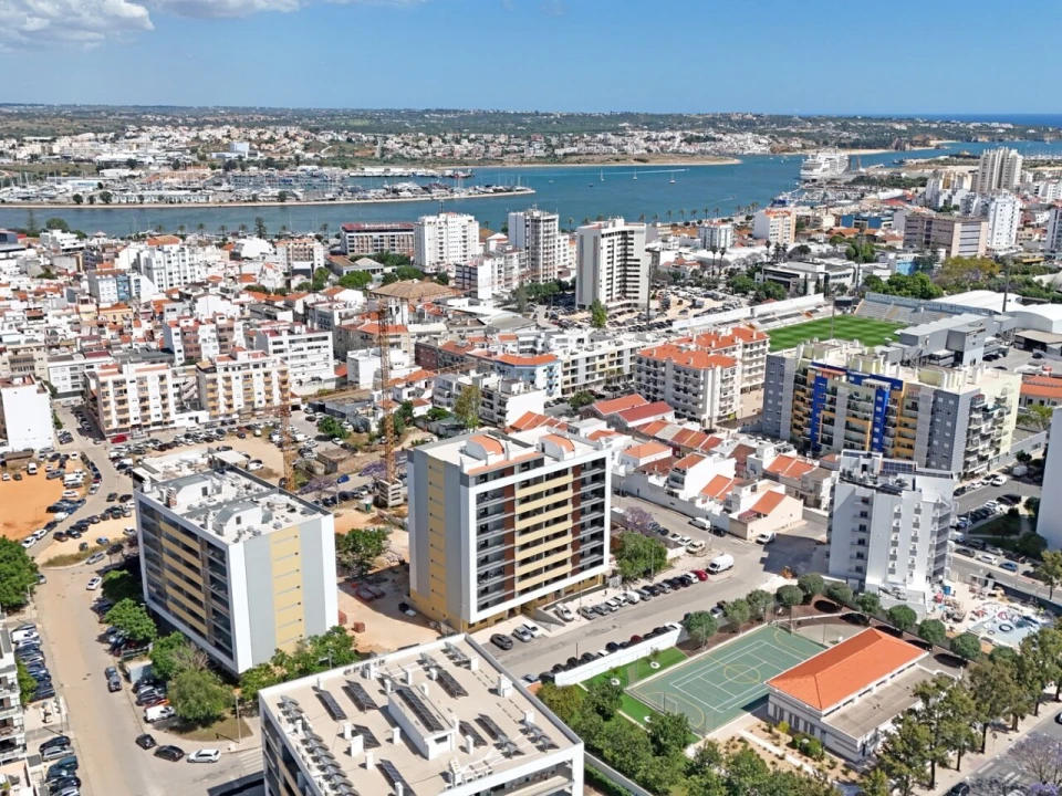 Apartamento T3 para Venda em Portimão Foto 2