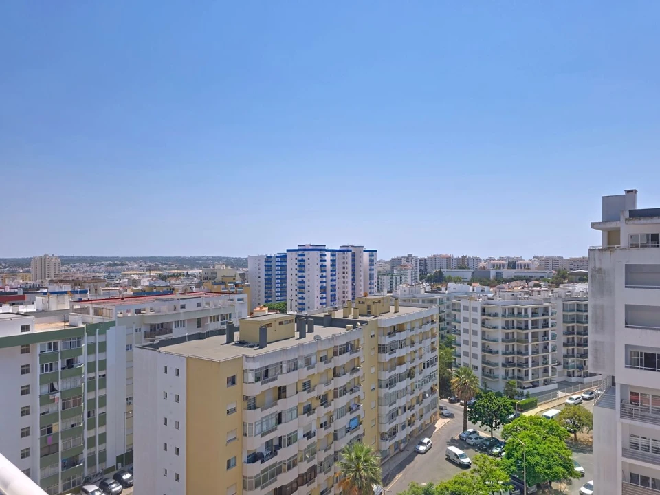 Apartamento T3 para Venda em Portimão Foto 7