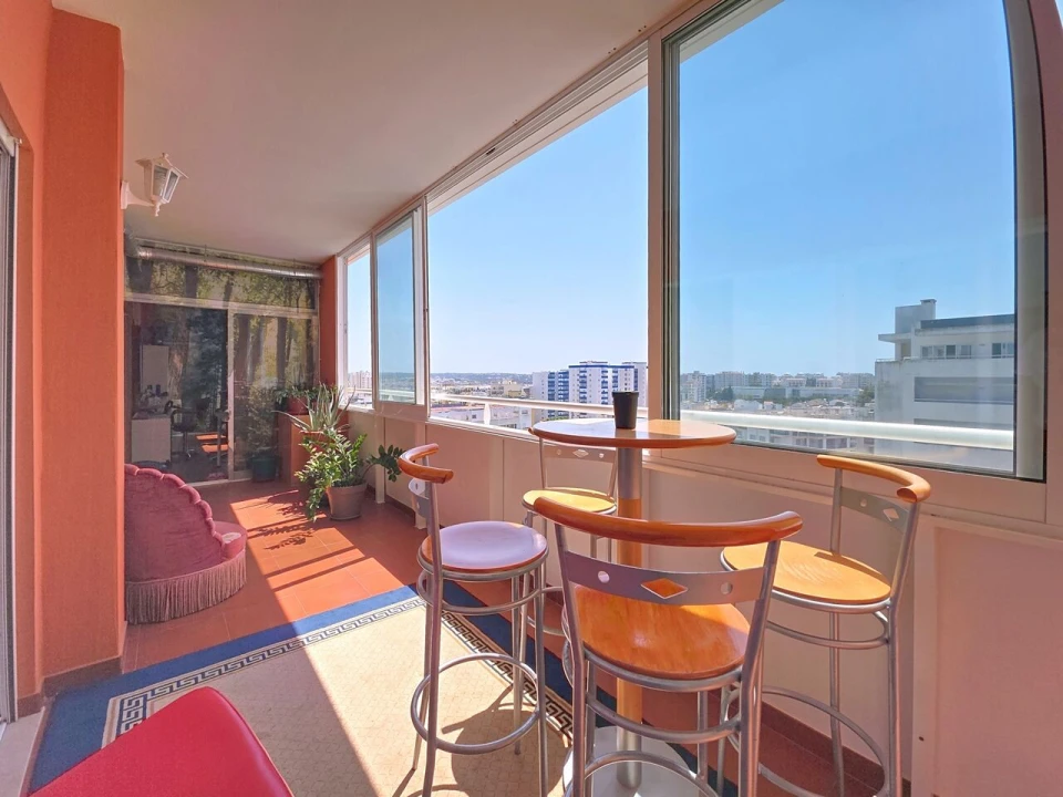 Apartamento T3 para Venda em Portimão Foto 9