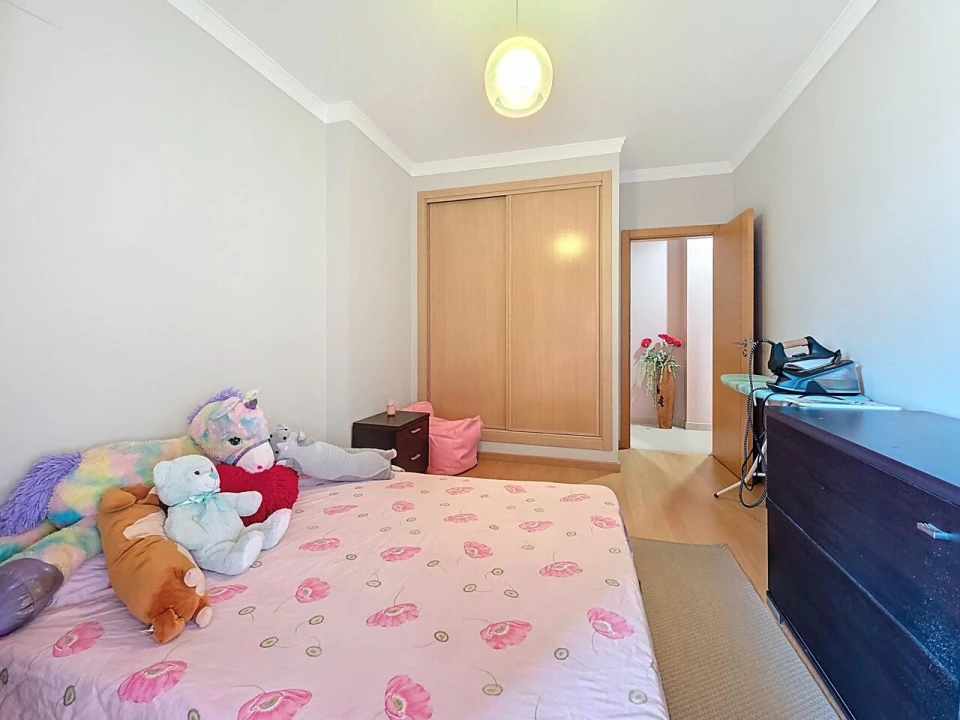 Apartamento T3 para Venda em Portimão Foto 16