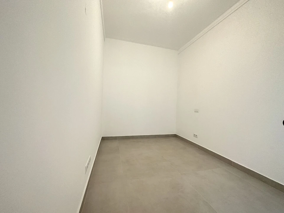 Moradia T12 para Venda em Portimão Foto 49
