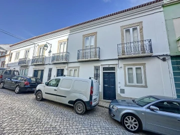 Moradia T12 para Venda em Portimão