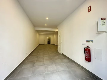 Moradia T12 para Venda em Portimão