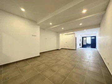 Moradia T12 para Venda em Portimão